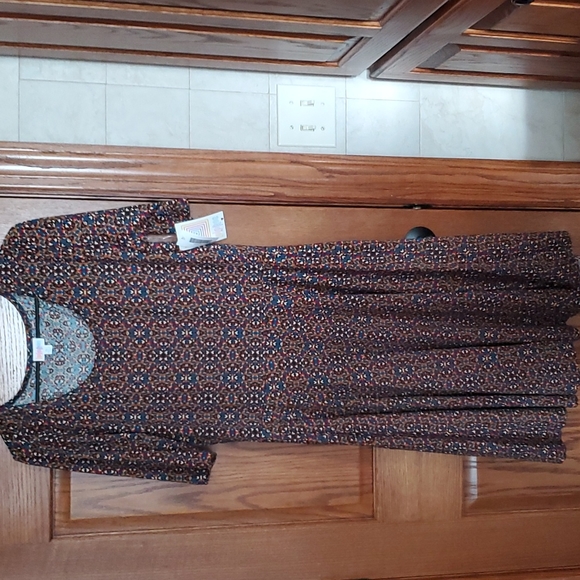 Dress - Picture 1 of 5